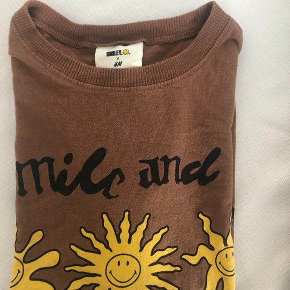 H&M T-Shirt Womens M Brown Smiley Collection Printed Short Sleeve Tee Shirt - Picture 5 of 6